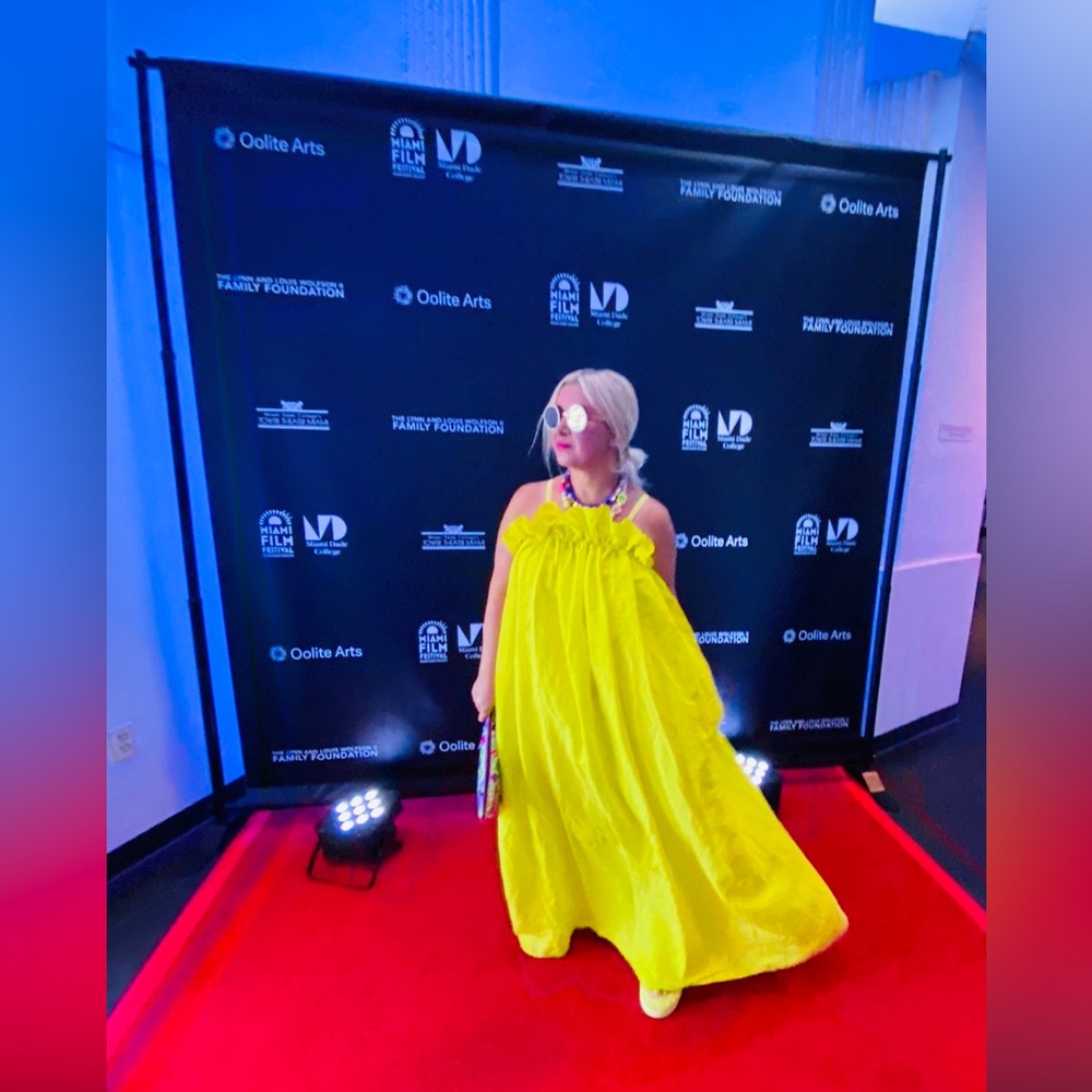 Yellow dresses special